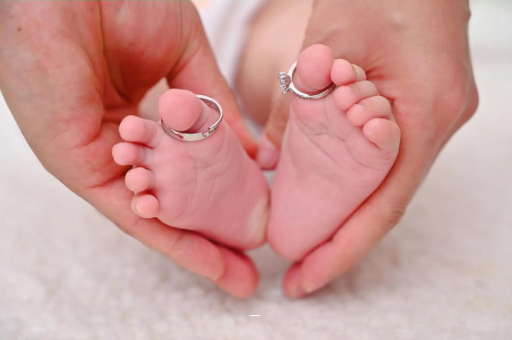 新余几个月宝宝可以枕枕头